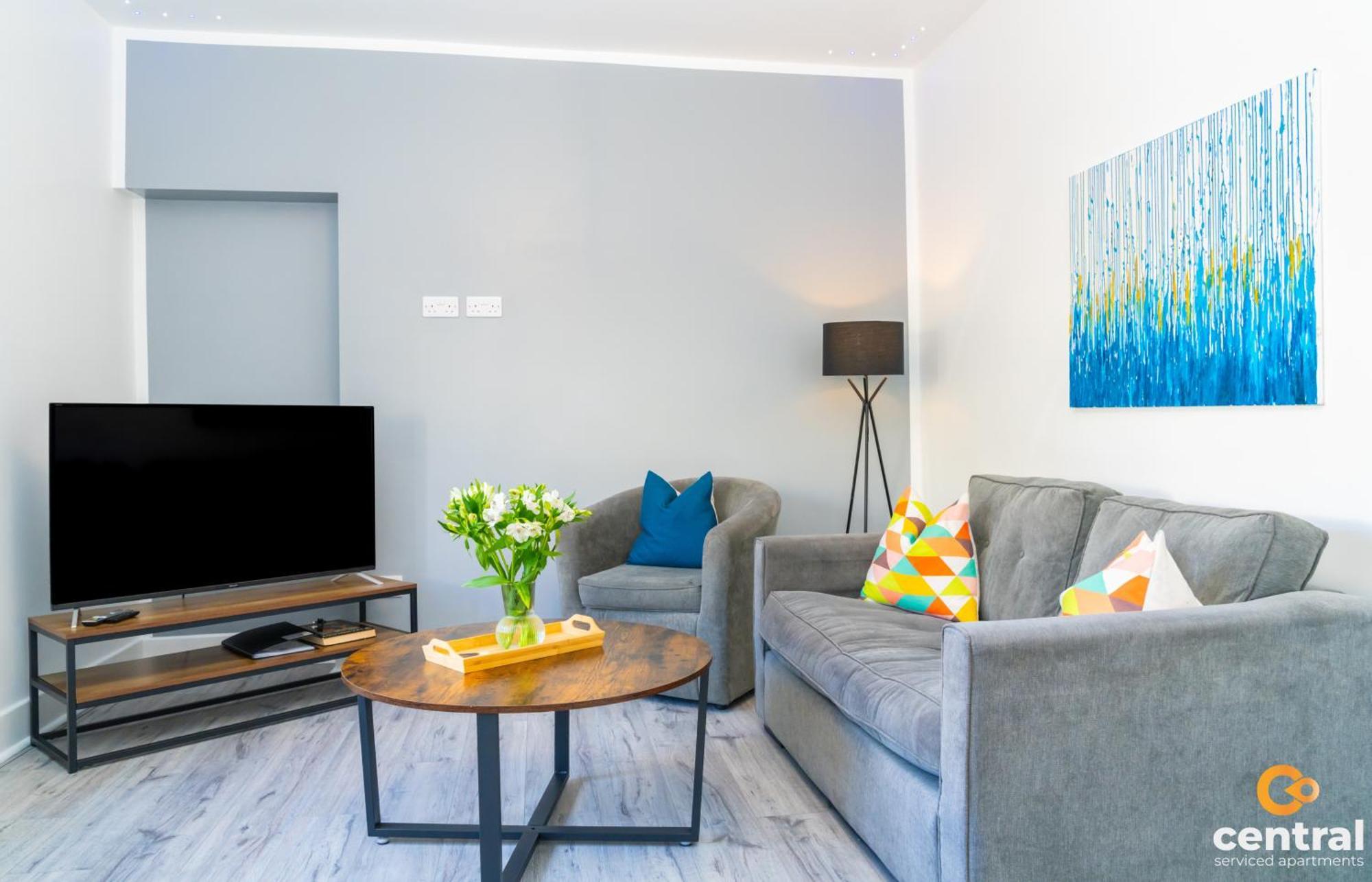Central Serviced Apartments - 2 Bedroom - Free Street Parking - Fast Wifi - Smart Tvs In All Rooms - Ground Level - Family Neighbourhood - 3 X Double Beds - Heating 24-7 - Trade Stays - Weekly & Monthly Offers Dundee Buitenkant foto