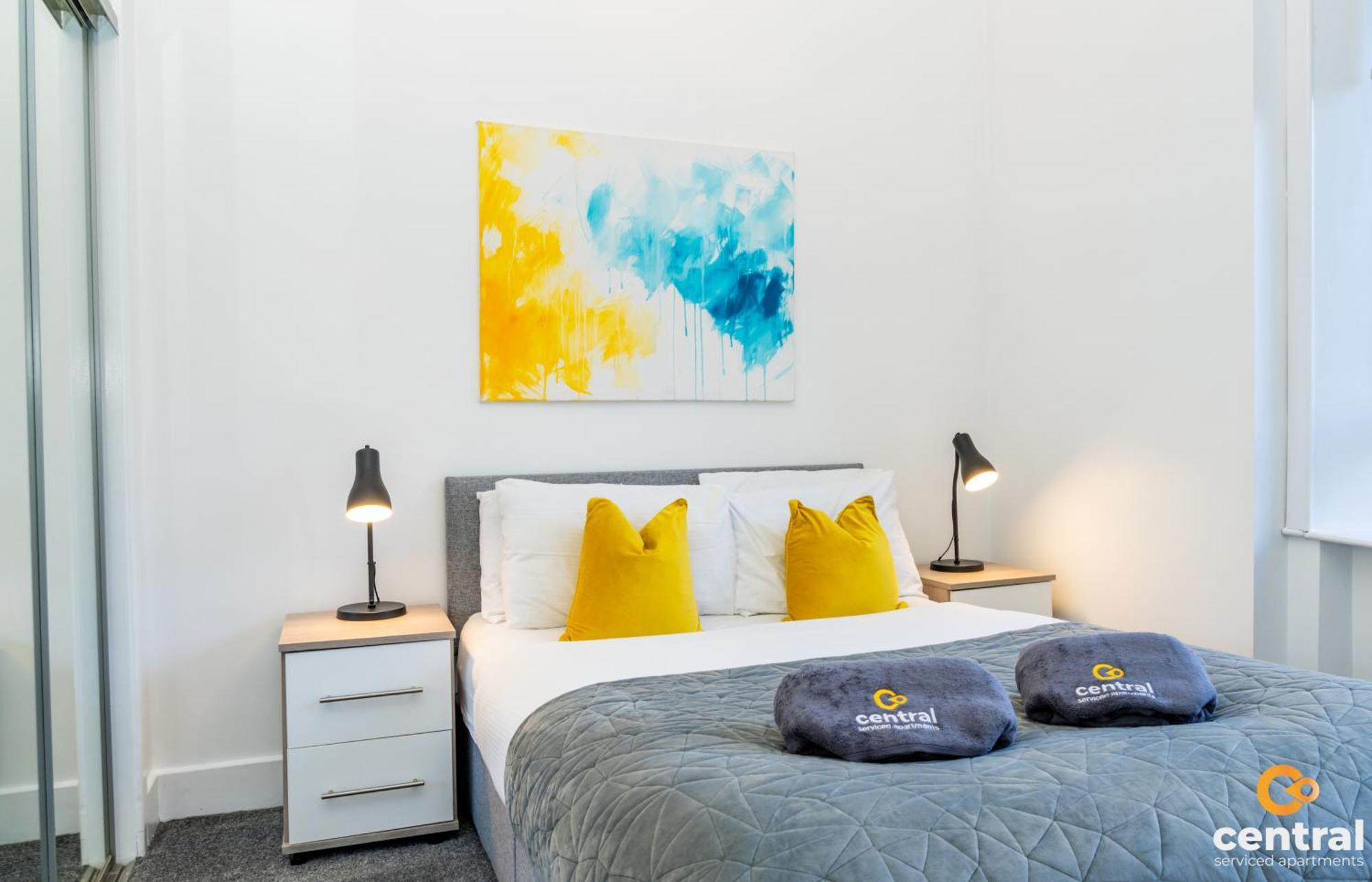 Central Serviced Apartments - 2 Bedroom - Free Street Parking - Fast Wifi - Smart Tvs In All Rooms - Ground Level - Family Neighbourhood - 3 X Double Beds - Heating 24-7 - Trade Stays - Weekly & Monthly Offers Dundee Buitenkant foto