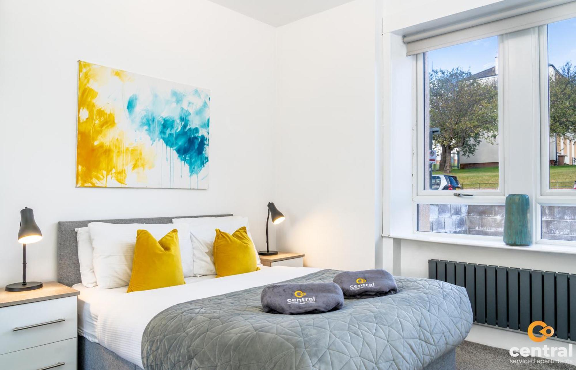 Central Serviced Apartments - 2 Bedroom - Free Street Parking - Fast Wifi - Smart Tvs In All Rooms - Ground Level - Family Neighbourhood - 3 X Double Beds - Heating 24-7 - Trade Stays - Weekly & Monthly Offers Dundee Buitenkant foto